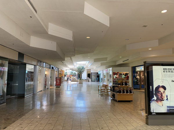 Lakeview Square Mall - May 29 2022